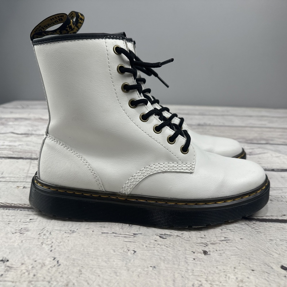 Dr. Martens Doc (Zavala) White Leather Boots‎ Women's Size 8 Mens 7